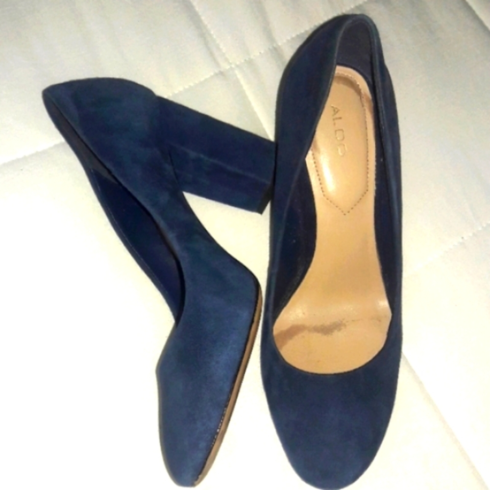 ALDO Pre-loved blue suede shoes